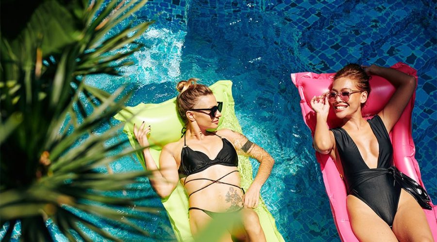 A imagem representa o descanso e o lazer de passar as férias no HIG.